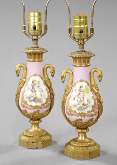 Pair of Elegant French Rose du