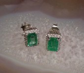 PAIR OF EMERALD AND DIAMOND EA