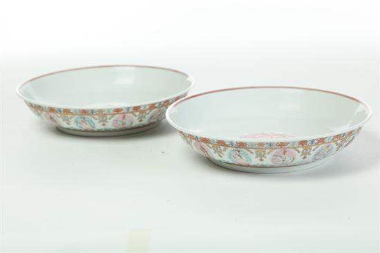 PAIR OF EXPORT PLATES.  China  19th