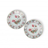 PAIR OF FAMILLE ROSE 'COVERT E