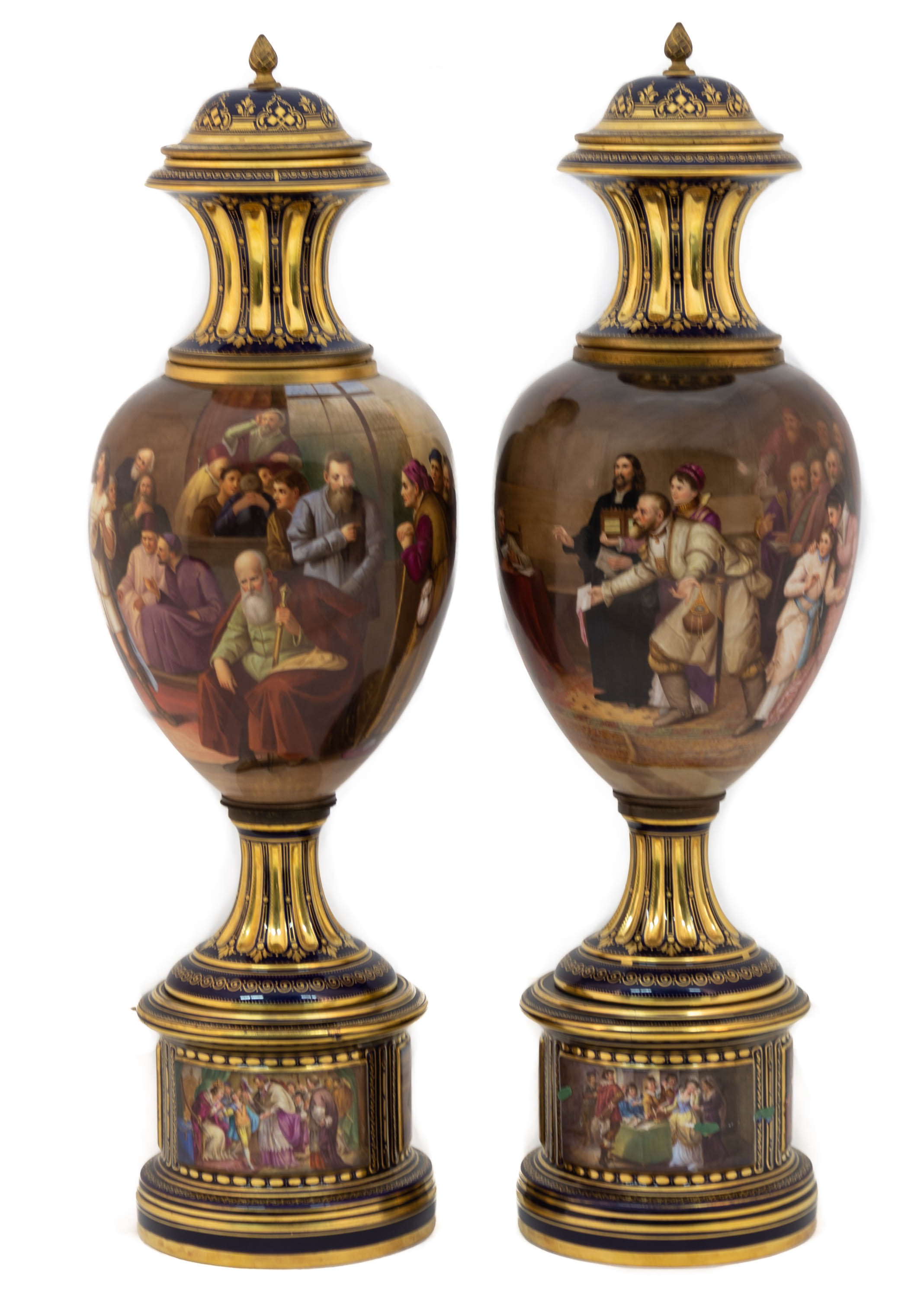 PAIR OF FINE ROYAL VIENNA COVERED