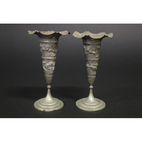Pair of flared rim pedestal posy