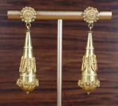 PAIR OF FOURTEEN KARAT GOLD DA