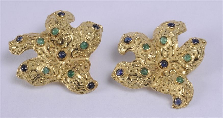 PAIR OF FRANCESCA LEARSINI EARRINGS