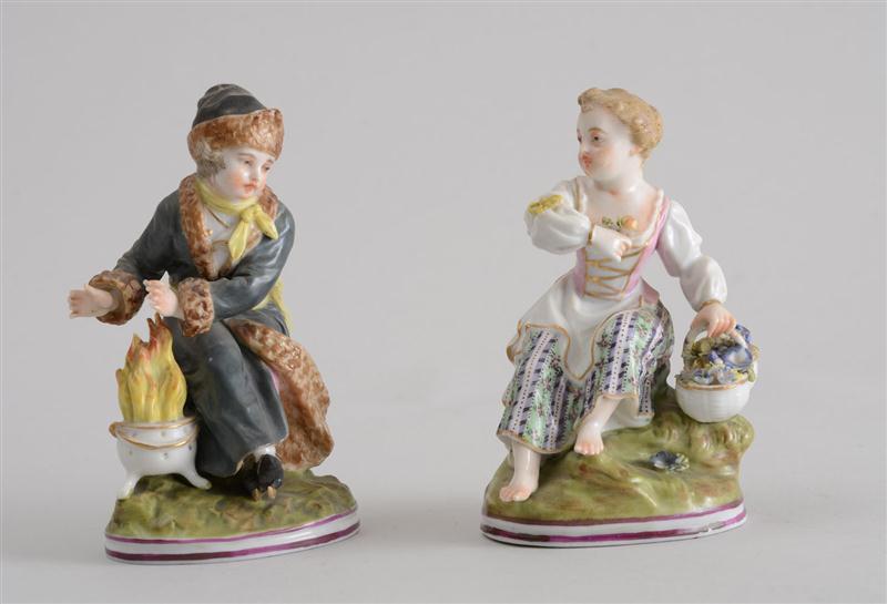 PAIR OF FRANKENTHAL STYLE PORCELAIN