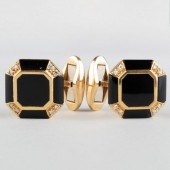 PAIR OF FRED PARIS 18K GOLD, O