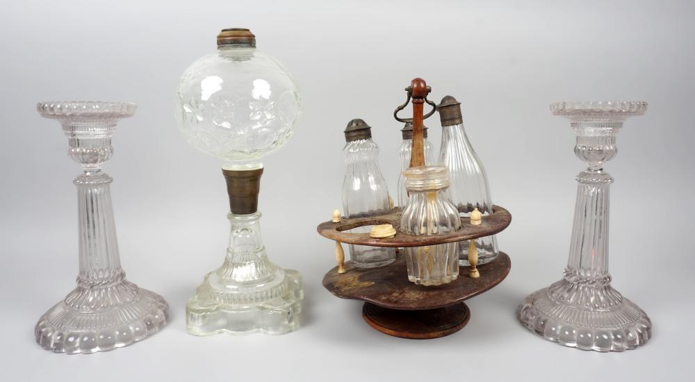 PAIR OF GLASS CANDLESTICKS AND