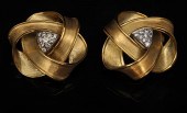 PAIR OF GOLD MOBIUS STRIP EARR