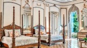 PAIR OF GRAND QUEEN POSTER BED