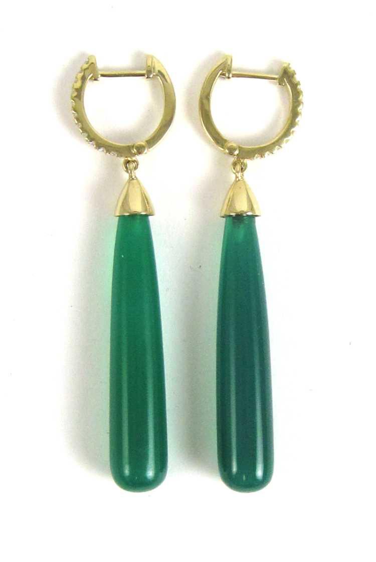 PAIR OF GREEN CHALCEDONY AND