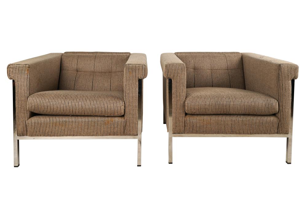 PAIR OF HELIKON CLUB