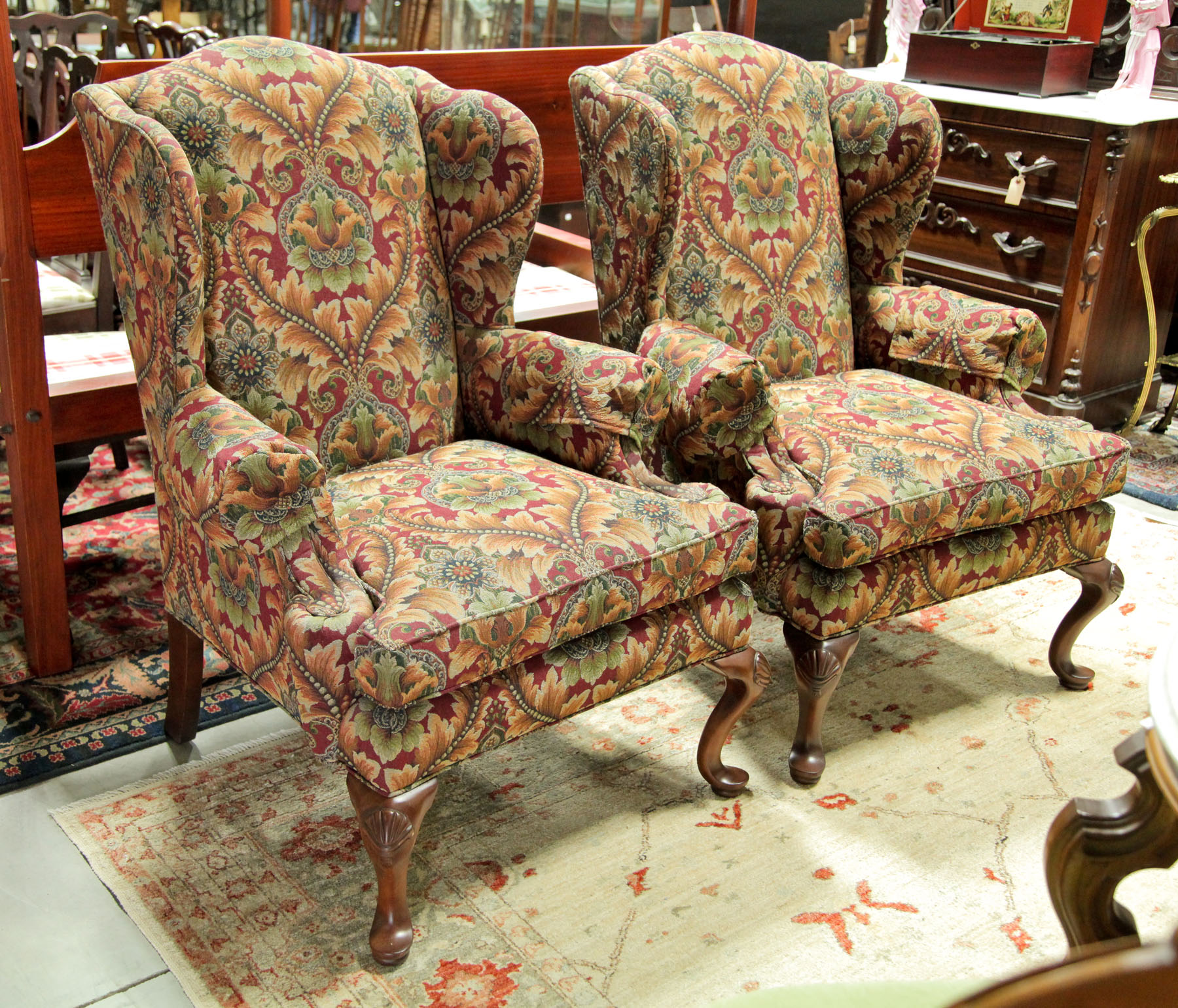 PAIR OF HENREDON WING CHAIRS. 