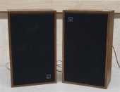 PAIR OF HITACHI SPEAKERSPair o