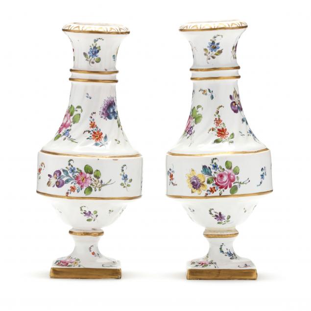 PAIR OF HOECHST FAIENCE VASES