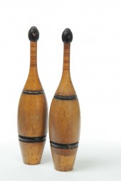PAIR OF INDIAN OR JUGGLING CLU