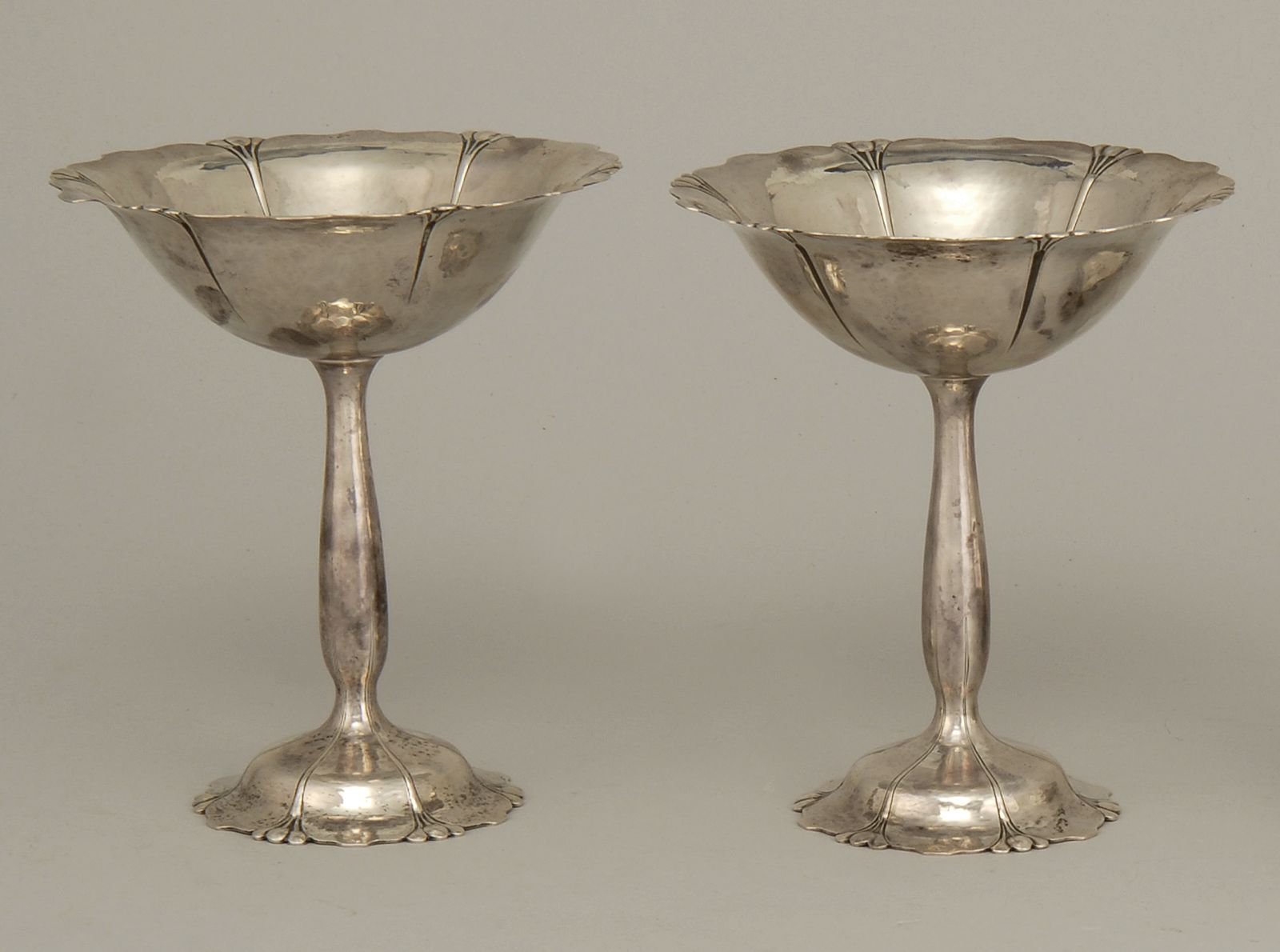 PAIR OF INTERNATIONAL SILVER CO.