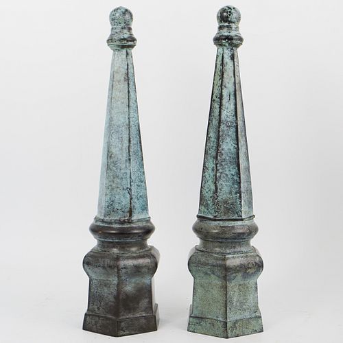 PAIR OF IRON PILLARSDESCRIPTION: