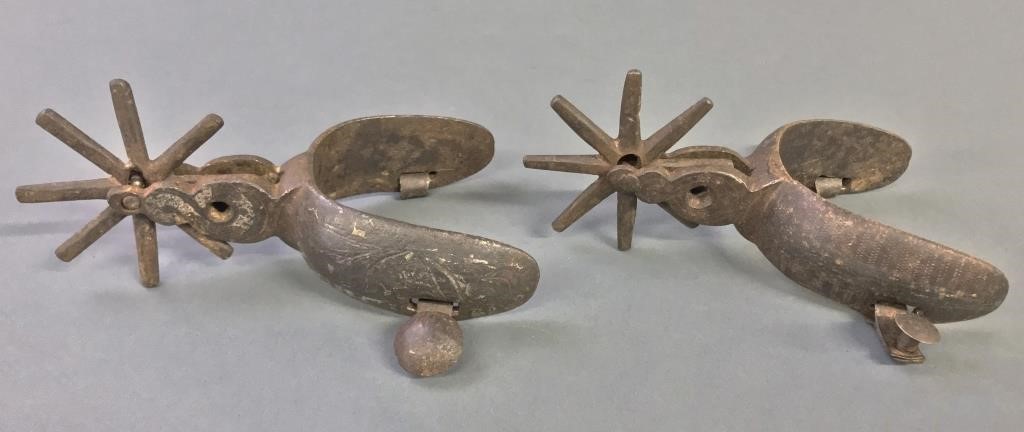 Pair of iron spurs, circa 1870, 3