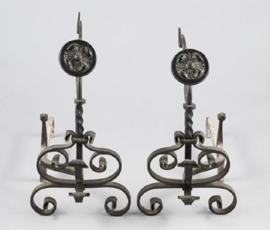 PAIR OF IRONS ANDIRONS, CIRCA 1910A