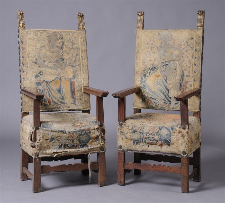 PAIR OF ITALIAN BAROQUE CARVED
