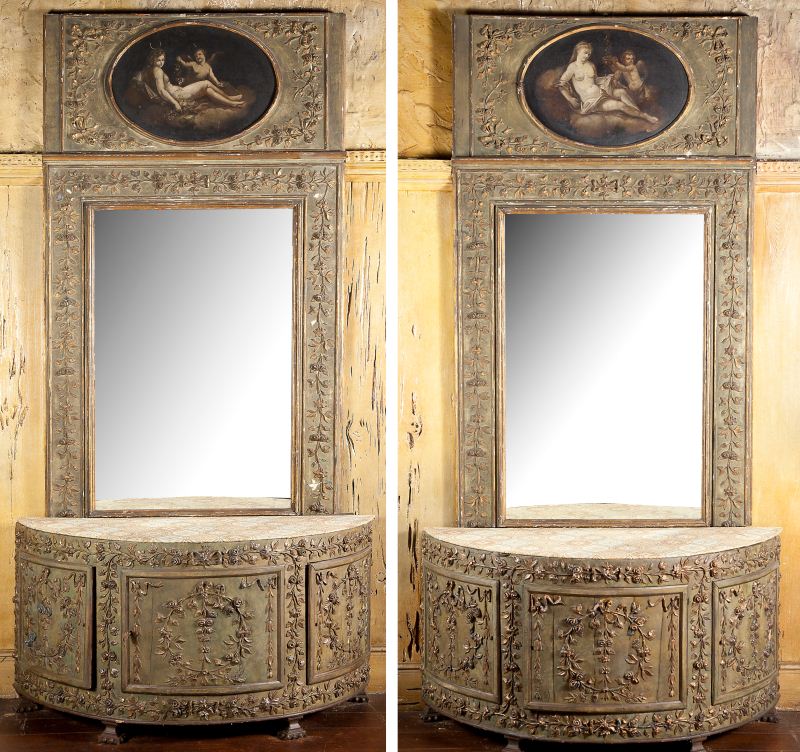 Pair of Italian Commodes with