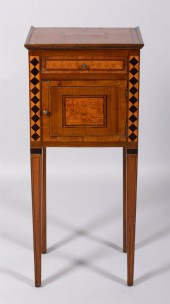 PAIR OF ITALIAN NEOCLASSICAL S