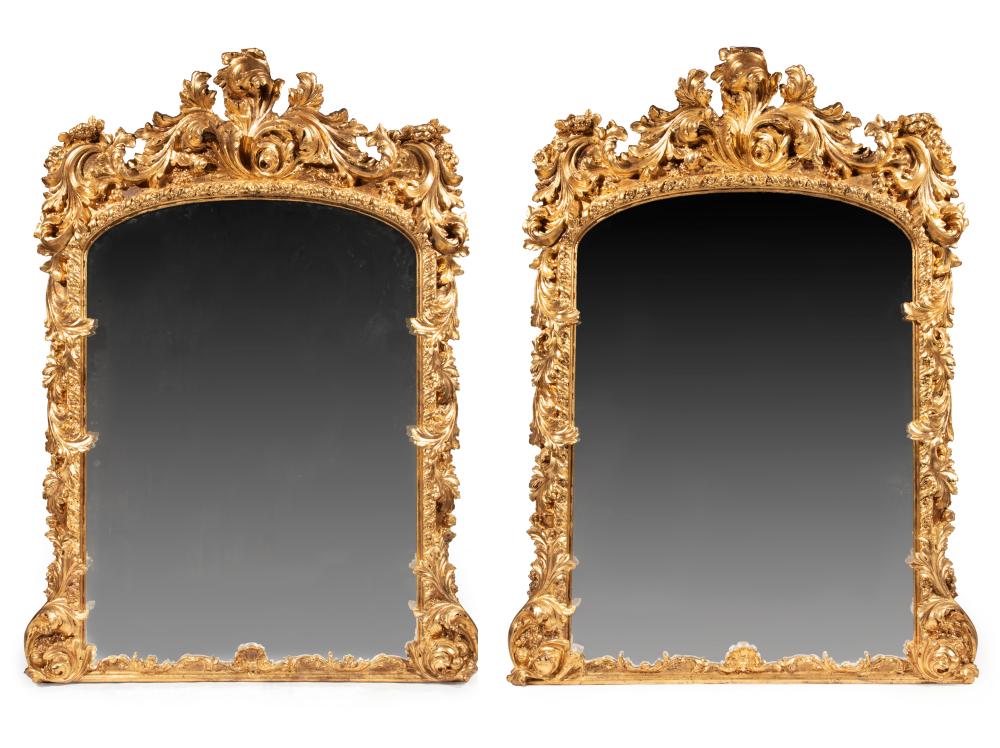 PAIR OF ITALIAN ROCOCO CARVED