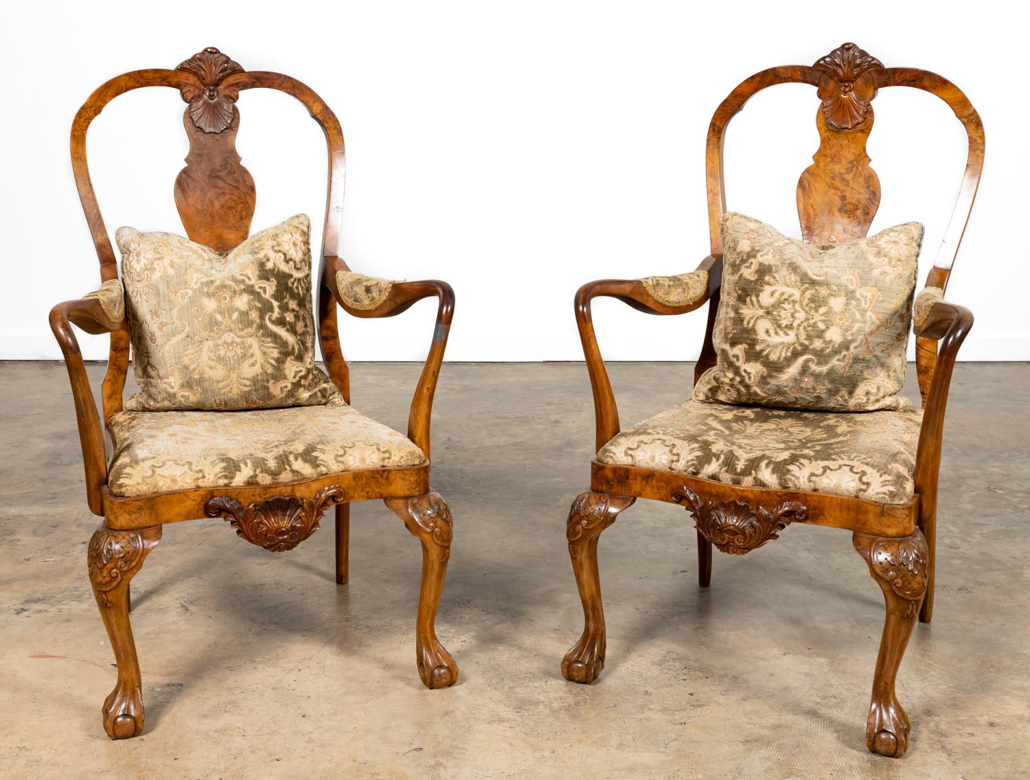 PAIR OF ITALIAN ROCOCO STYLE WALNUT
