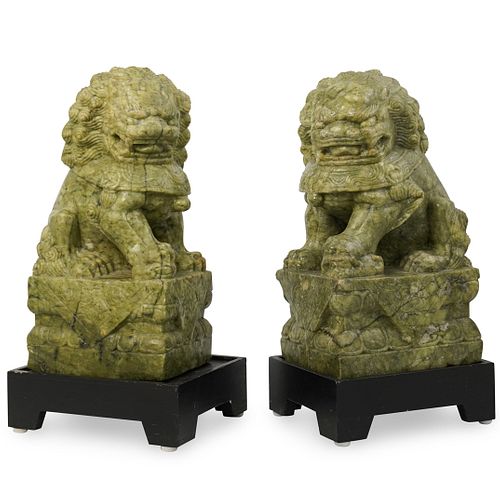PAIR OF JADEITE FOO