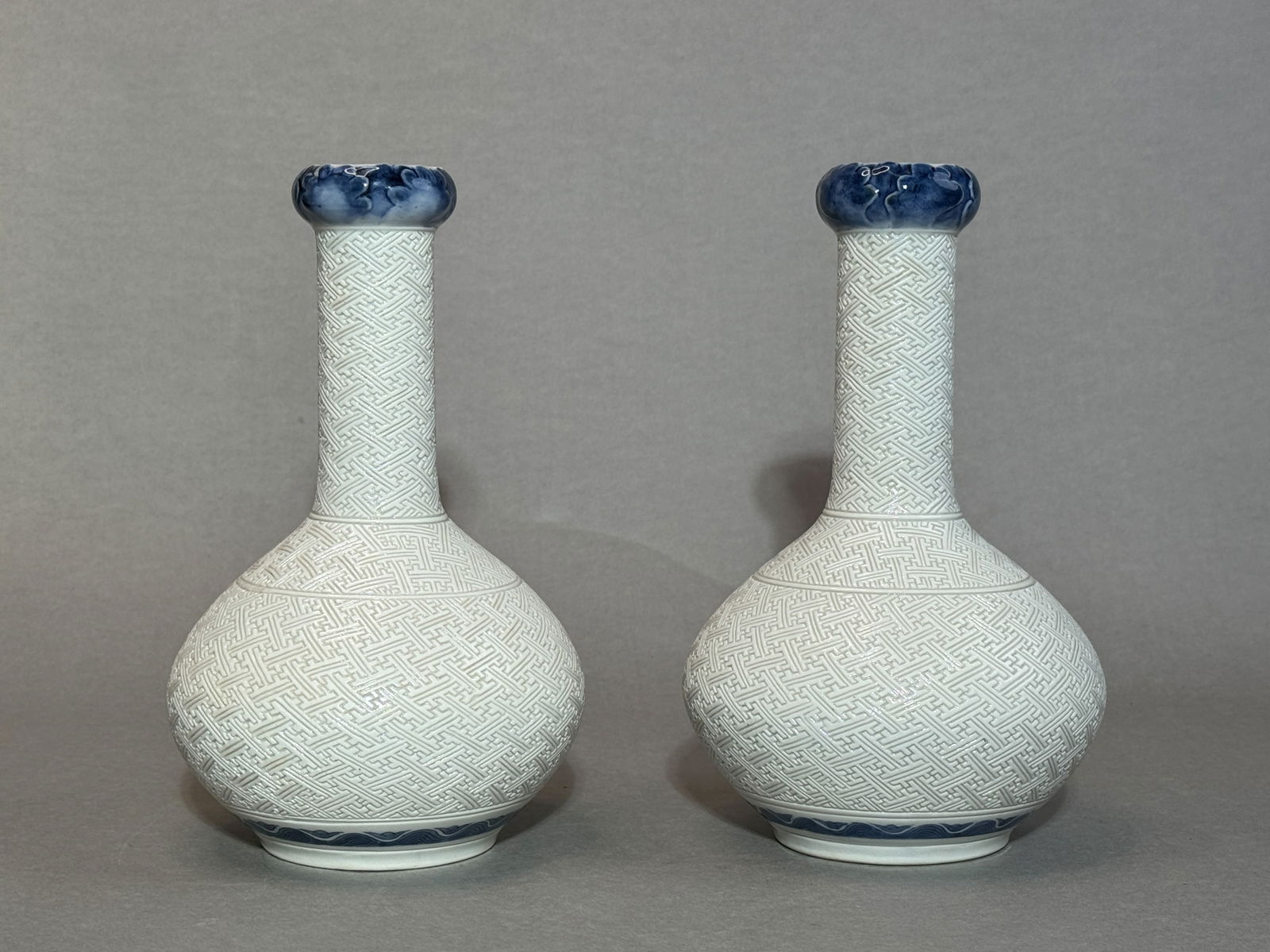 PAIR OF JAPANESE HIRADO PORCELAIN