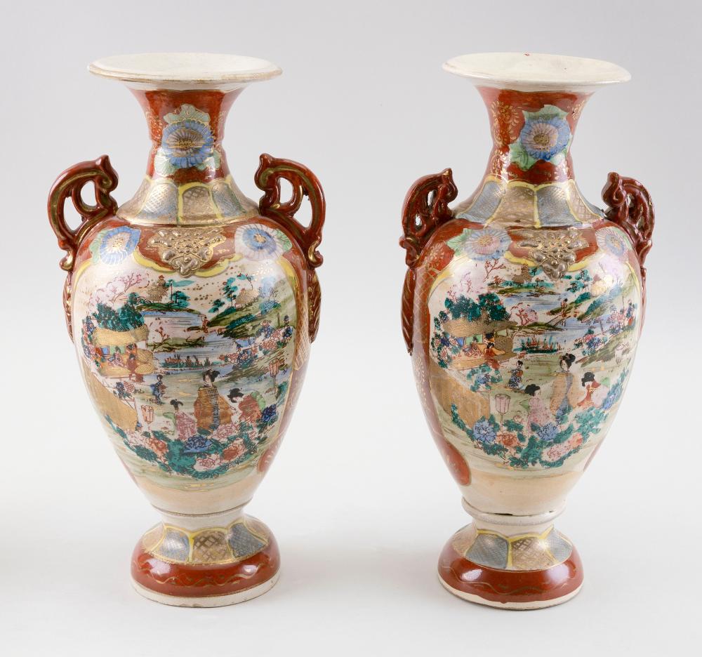 PAIR OF JAPANESE KINKOZAN PORCELAIN