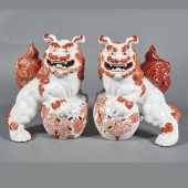 PAIR OF JAPANESE KUTANI LIONS