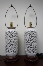 PAIR OF JAPANESE PIERCED BLANC