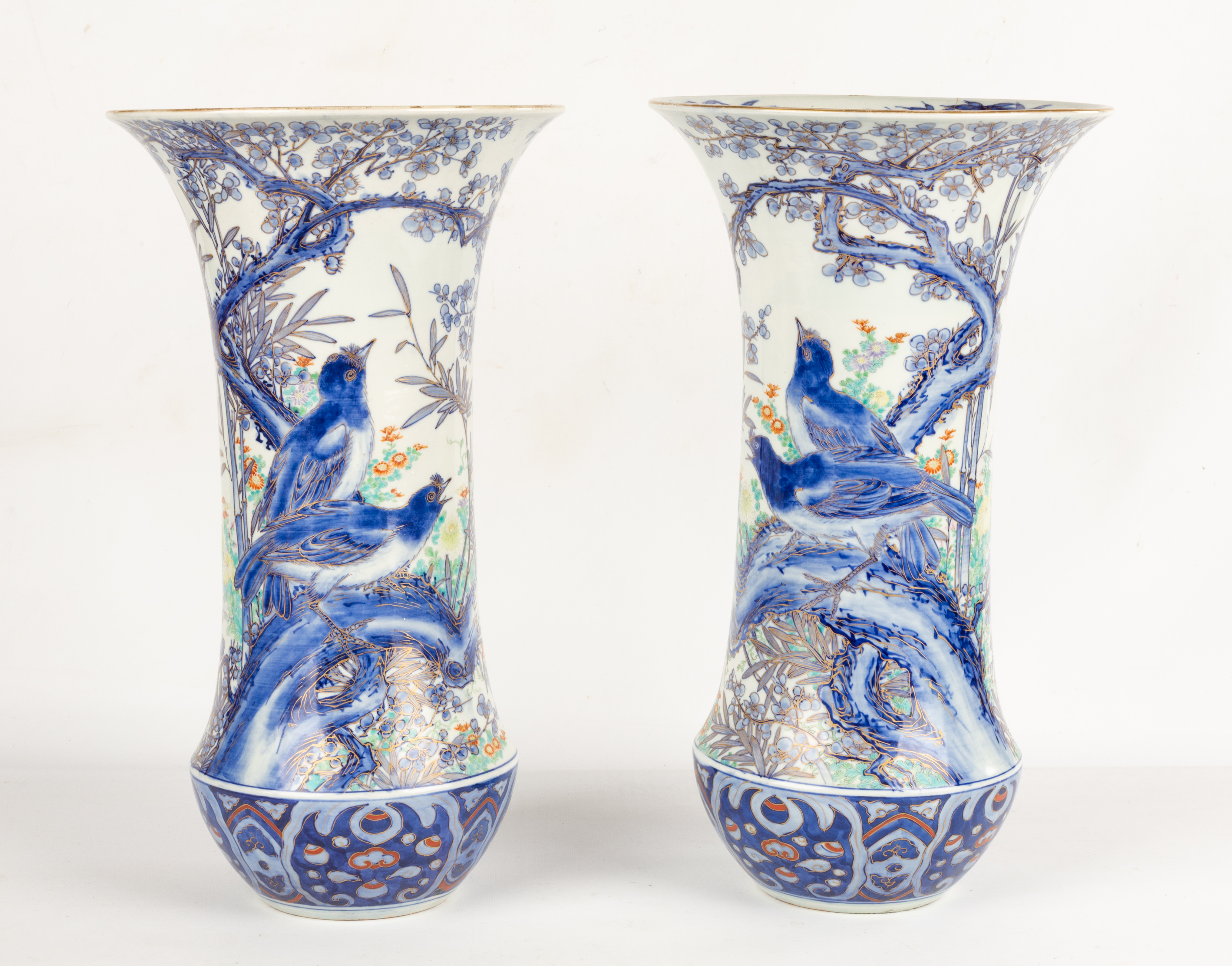 PAIR OF JAPANESE PORCELAIN VASES
