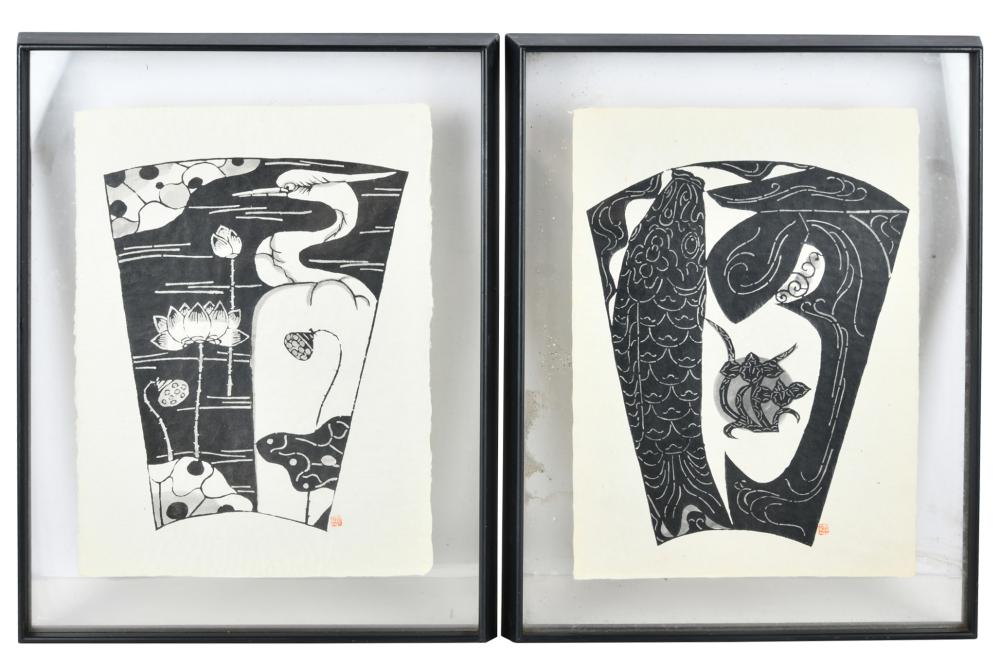 PAIR OF JAPANESE PRINTSeach with
