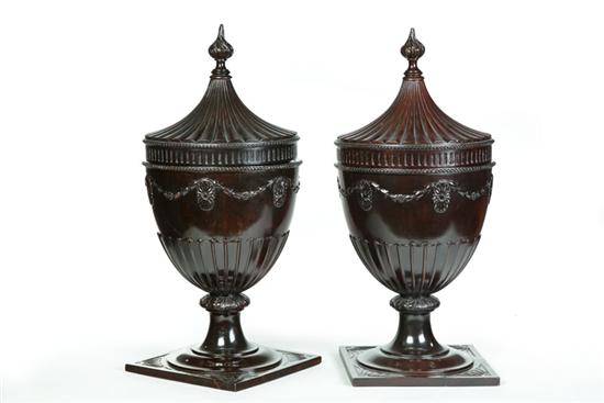 ***PAIR OF KNIFE BOXES. 