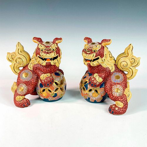 PAIR OF KUTANI JAPANESE CERAMIC
