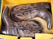 PAIR OF LADIES LUCCHESE LEATHE