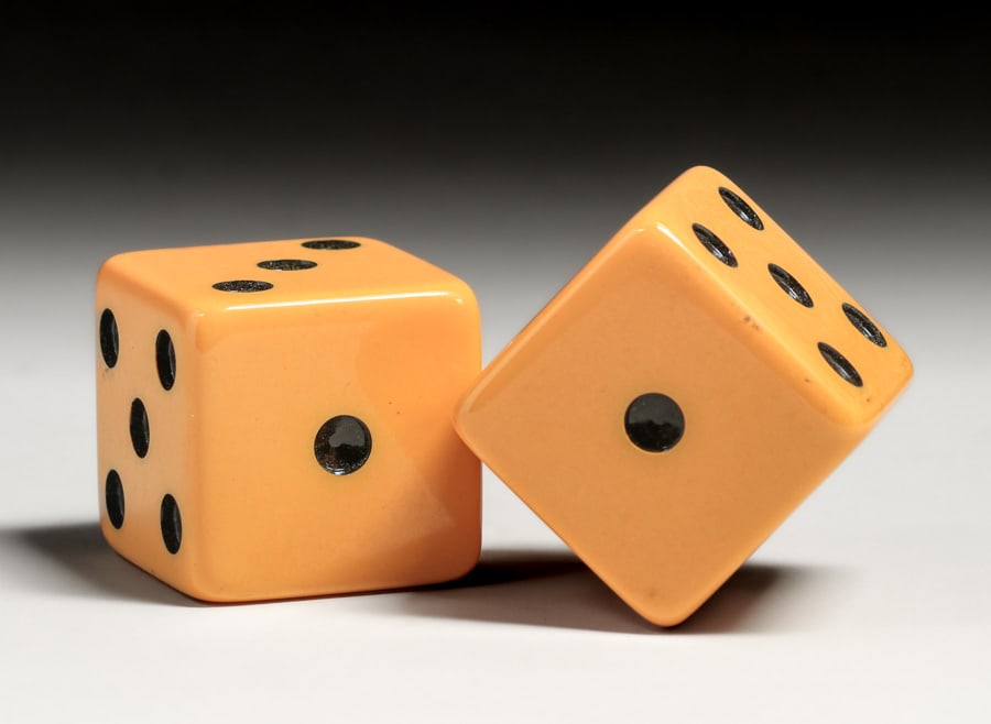 PAIR OF LARGE BAKELITE DICE