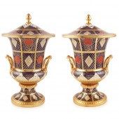 PAIR OF LARGE CAVERSWALL IMARI