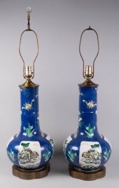 PAIR OF LARGE CHINESE VASES WI