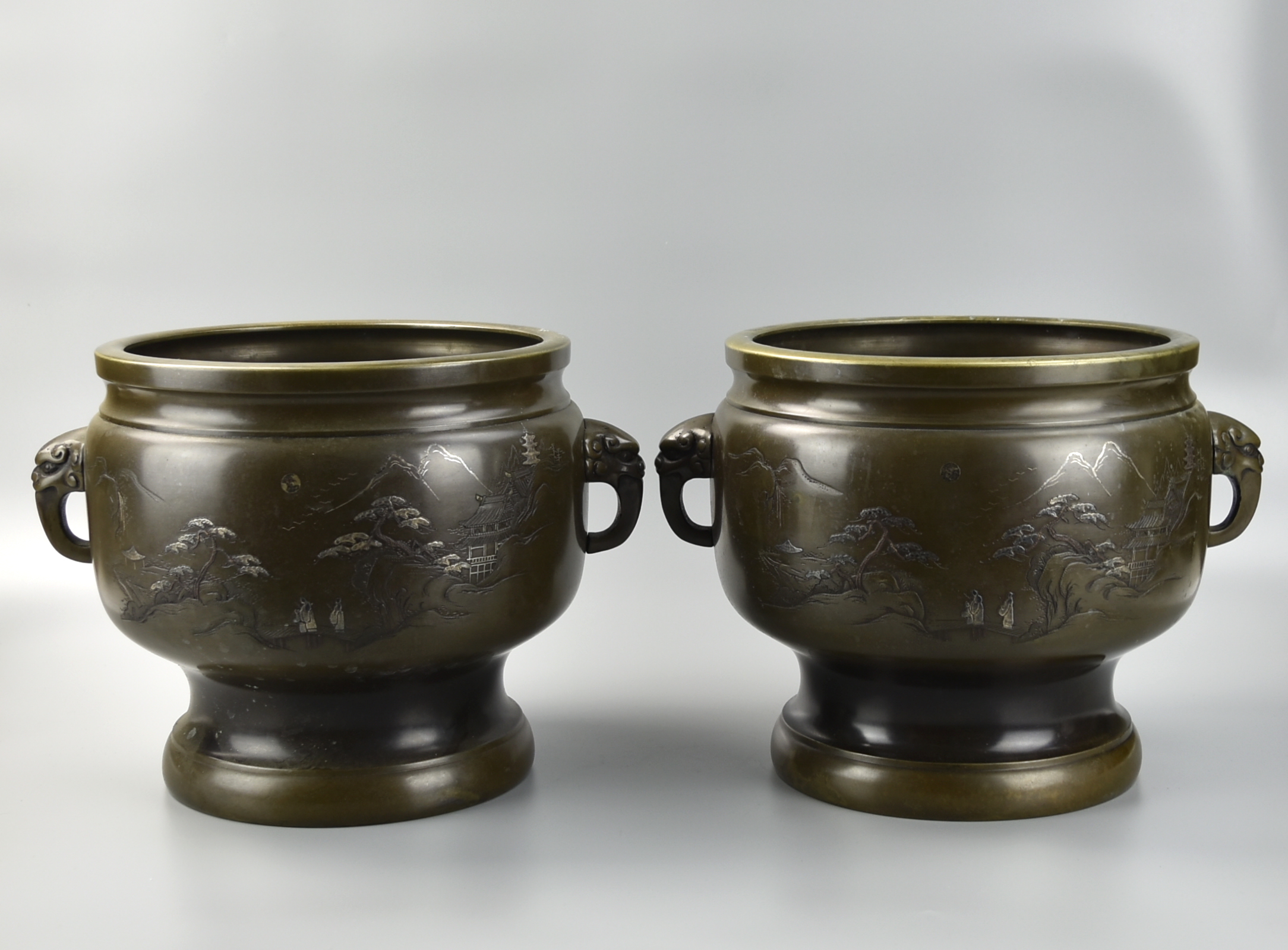 PAIR OF LARGE JAPANESE MIXED