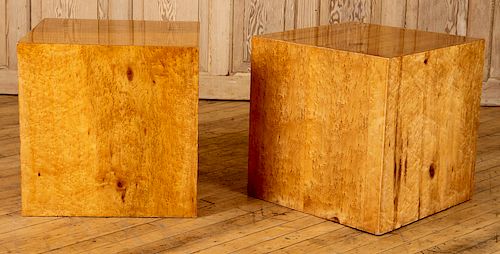 PAIR OF LIGHT WOOD END TABLESA pair