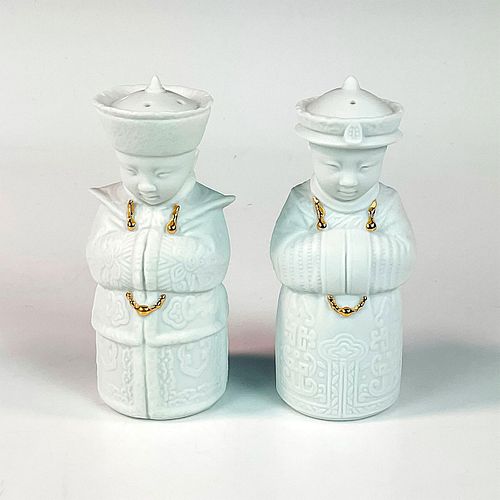 PAIR OF LLADRO PRIVILEGE SALT AND