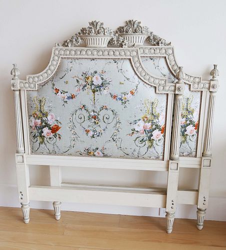 PAIR OF LOUIS XIV STYLE UPHOLSTERED