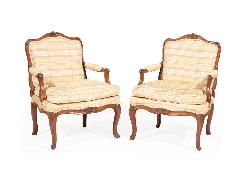 PAIR OF LOUIS XV CARVED OAK