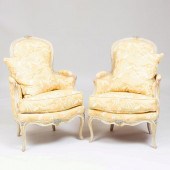 PAIR OF LOUIS XV PAINTED BERGÃ