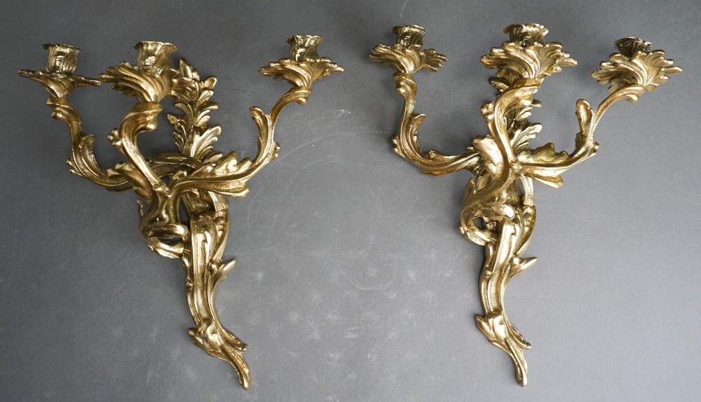 PAIR OF LOUIS XV STYLE CAST BRASS