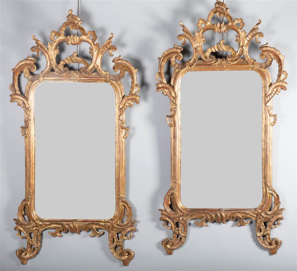 PAIR OF LOUIS XV STYLE GILTWOOD