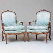 PAIR OF LOUIS XV STYLE BEECHWO